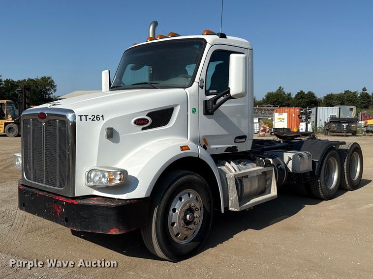 2016 Peterbilt 567 semi truck - EV6115