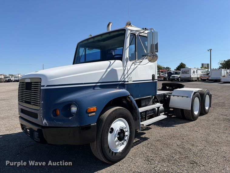 1998 Freightliner FL112 semi truck - FB5130