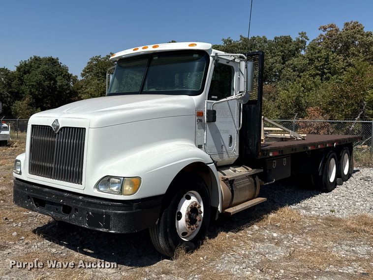 2006 International L9200i flatbed truck - FC4291