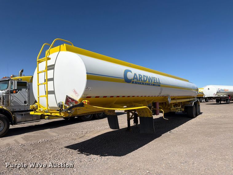 2002 Beall fuel trailer - FK4638