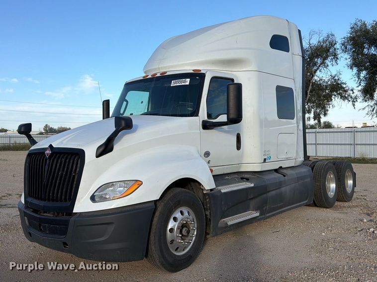 2020 International LT625 semi truck - YA4416