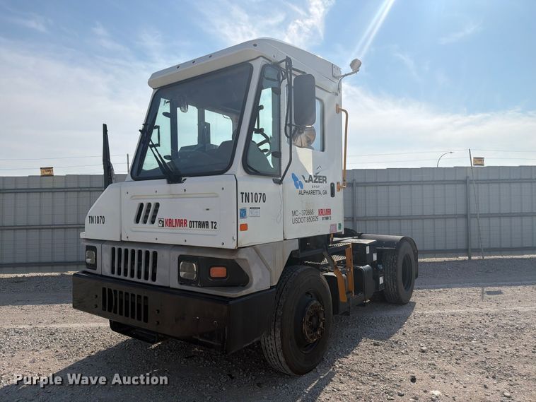 2018 Kalmar Ottawa T2 yard truck - YA5055