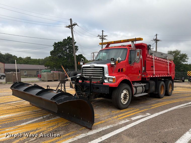 2009 Sterling L7500 dump truck - DY3322
