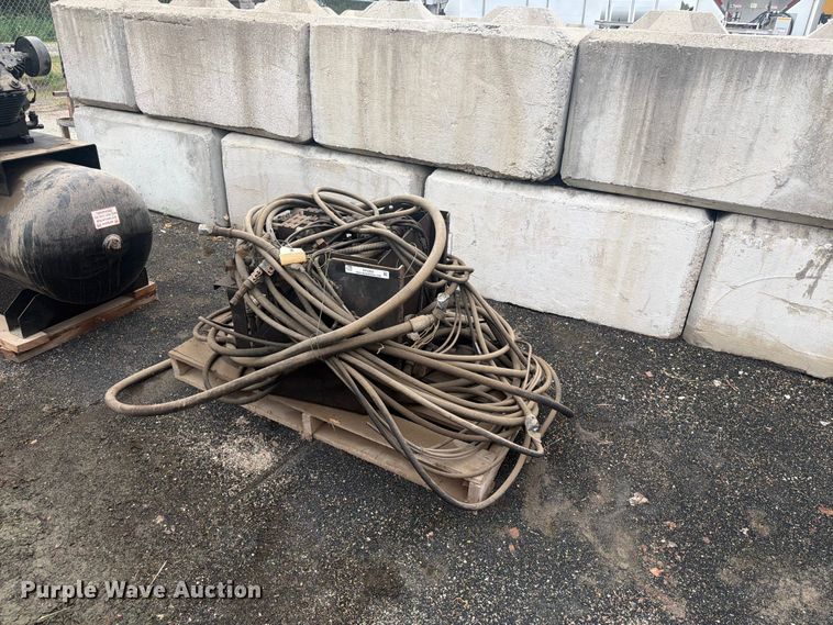Hydraulic tank  - DY3352