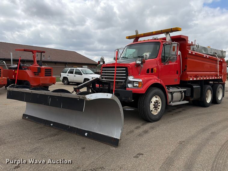 2009 Sterling L7500  dump truck - DY3367