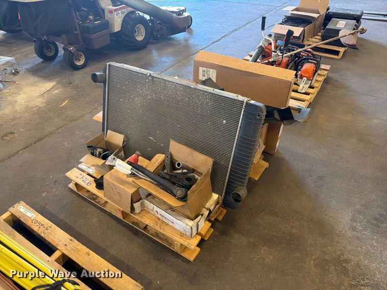 Truck parts - DY3399