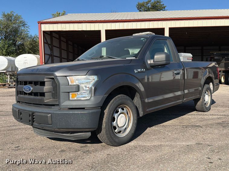 2015 Ford F150 pickup truck - EP7594