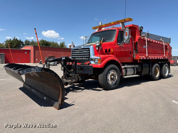 2009 Sterling L7500 dump truck - EP7605