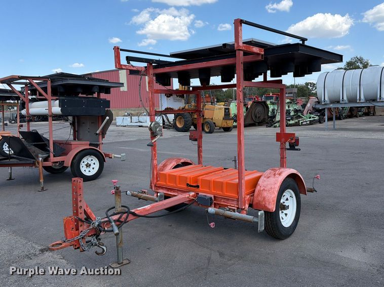 2007 National Signal 2158320 arrow board trailer - EP7612
