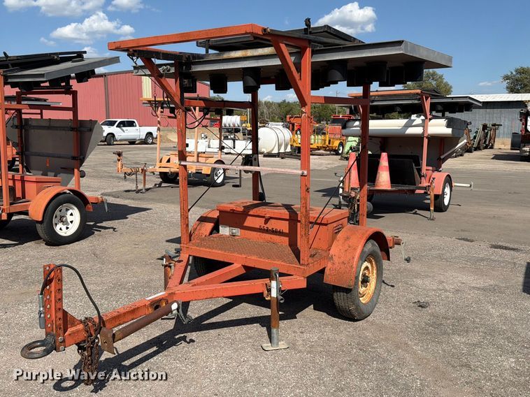 2001 Ver-Mac ST-4825 arrow board trailer - EP7623