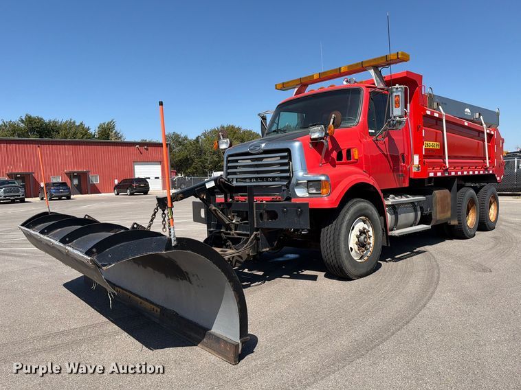 2009 Sterling L7500 dump truck - EP7635