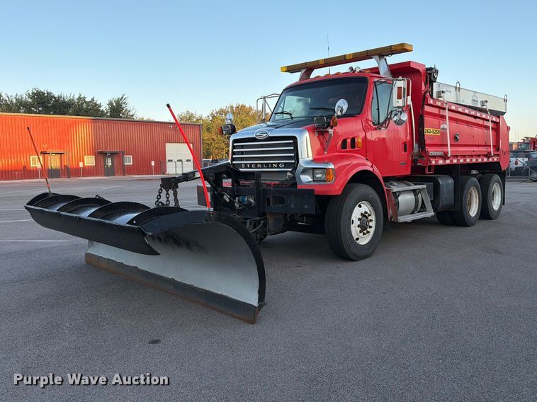 2009 Sterling LT7501 dump truck - EP7656