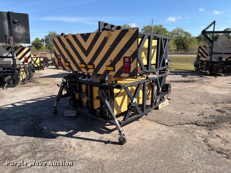 2013 Trinity TMA180 Crash attenuator - EP7662