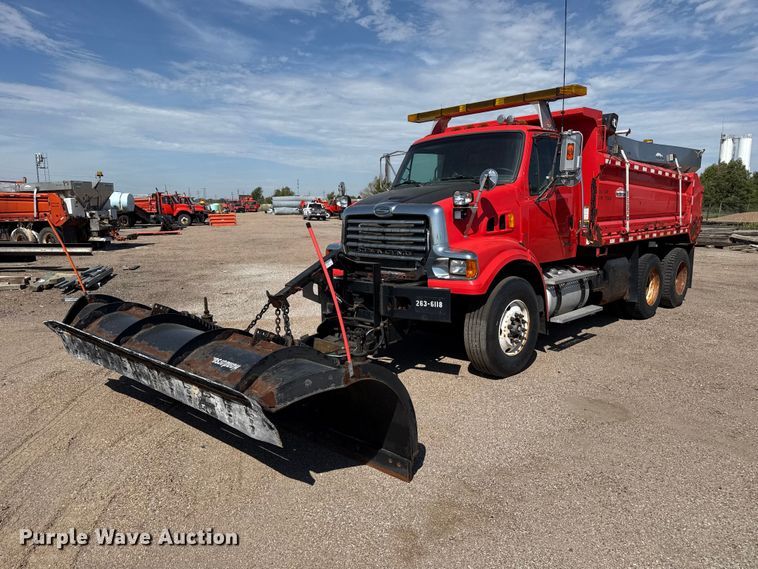 2009 Sterling L-Line dump truck - EW4301
