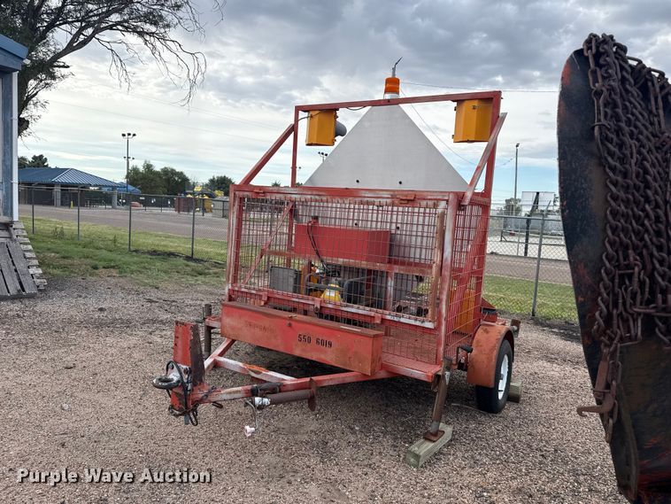 Traffic signal trailer - EW4308