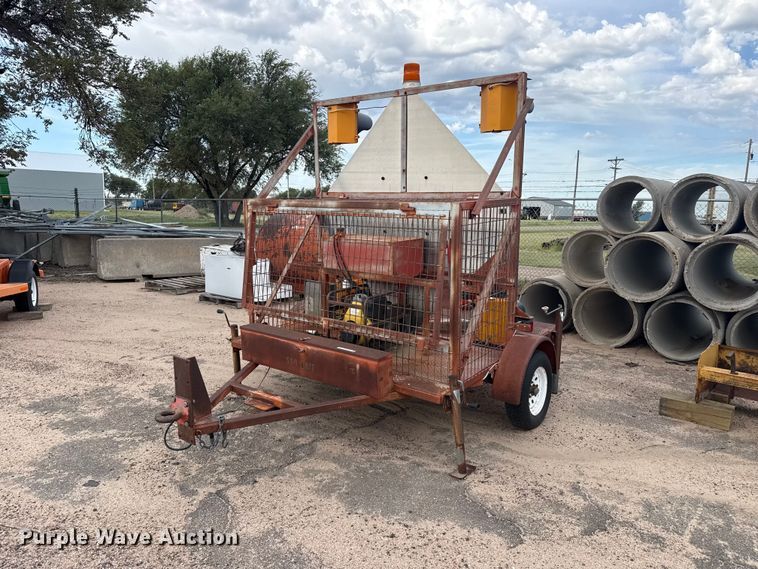 Traffic signal trailer - EW4313