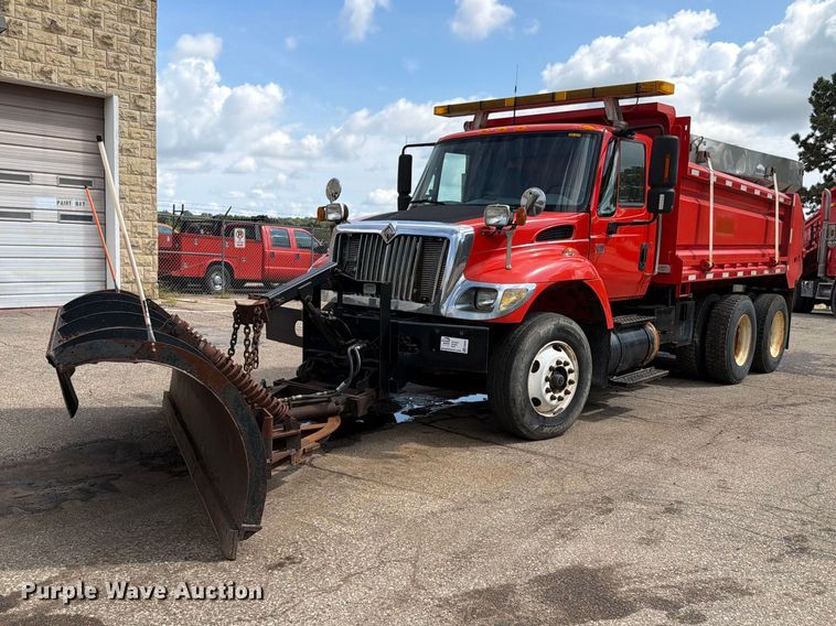 2007 International WorkStar 7400 dump truck - FH6297