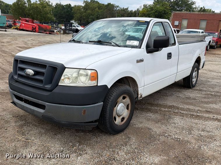 2007 Ford F150 pickup truck - FH6317