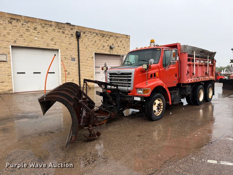 2003 Sterling L7500 dump truck - FH6377