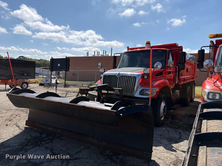 2007 International WorkStar 7400 dump truck - FH6379