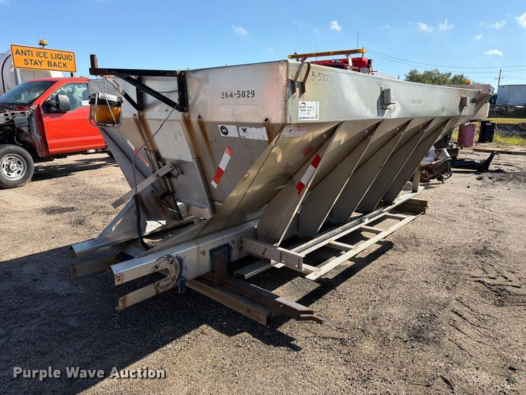 Monroe Snow and Ice MV-156-84-56/3041210 spreader - FK3710