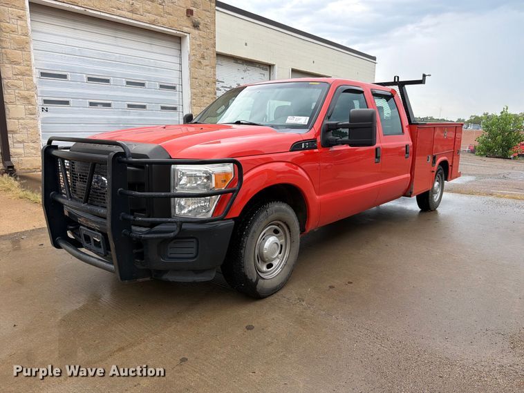 2011 Ford F250 Super Duty Crew Cab utility bed pickup truck - FN1517