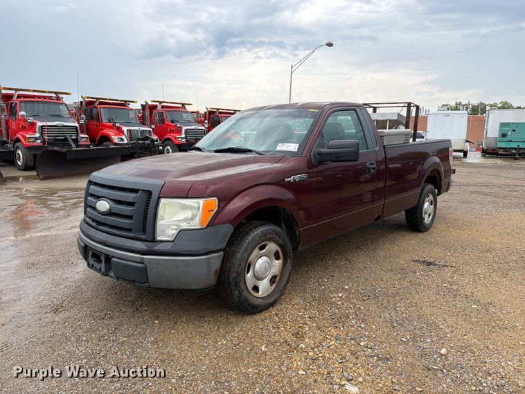 2009 Ford F150 pickup truck - FN1523