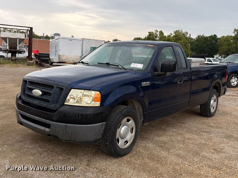 2008 Ford F-150 xl pickup truck - FN1525
