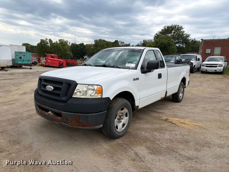 2007 Ford F150 pickup truck - FN1526