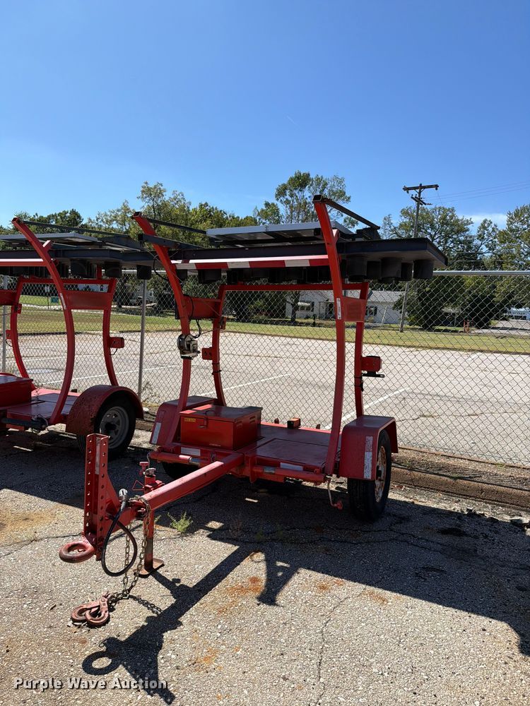 2011 National Signal arrow board trailer - NF9554