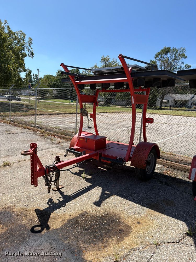 2010 National Signal arrow board trailer - NF9555