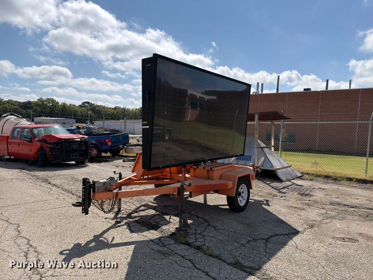 2009 Vermac message board trailer - NF9566