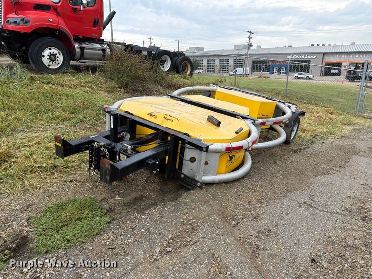 Traffic  Scorpion II crash attenuator - NF9569