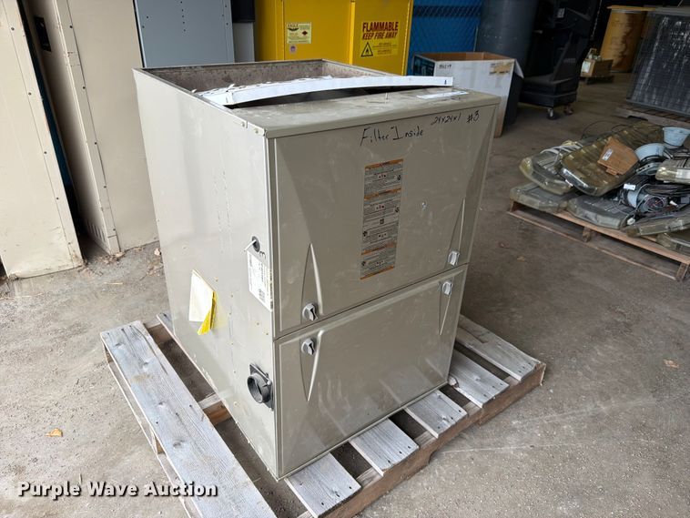 Carrier 59SCA120S241120 furnace - NF9596