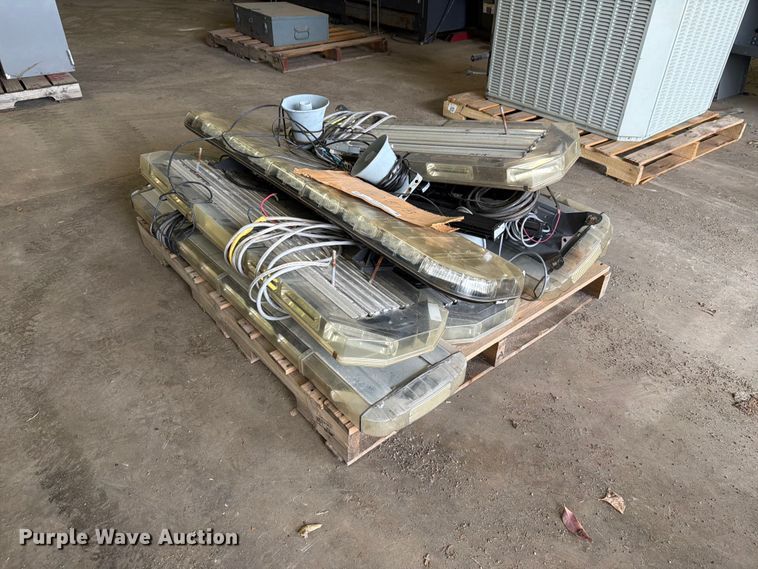 (9) light bars - NF9597