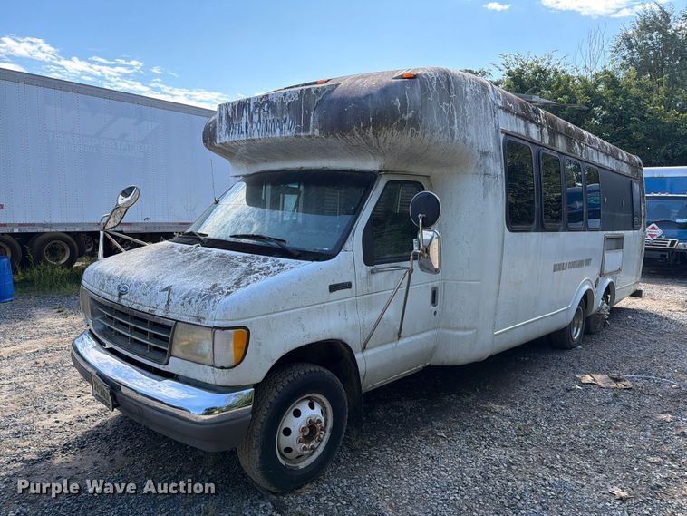 1994 Ford Econoline E350 mobile office bus - DT2937