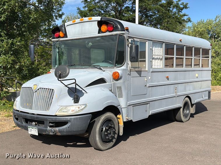 2008 IC Bus PB405 RV - ED0215