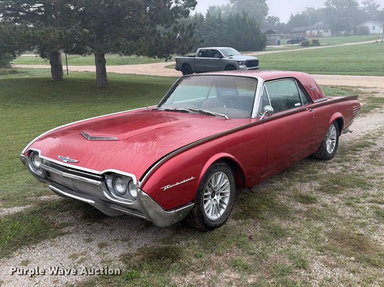 1961 Ford Thunderbird  - EI7738