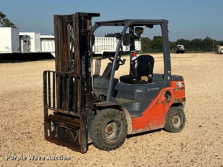 Toyota 8FDU25 forklift - ER3329