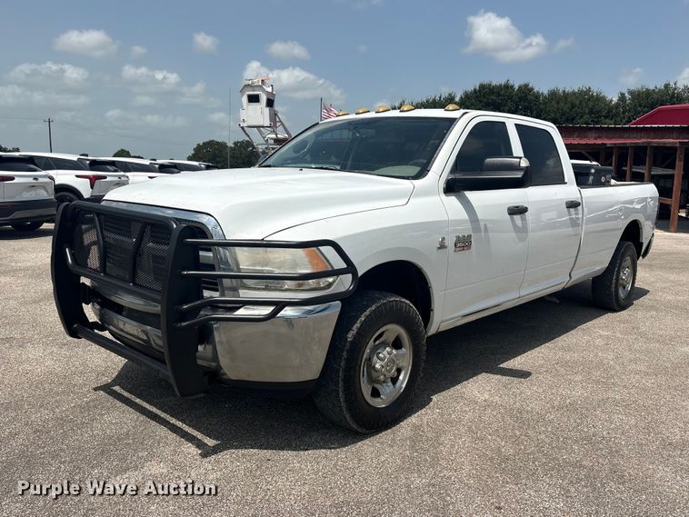 2012 Dodge Ram 3500 Crew Cab pickup truck - EU0765