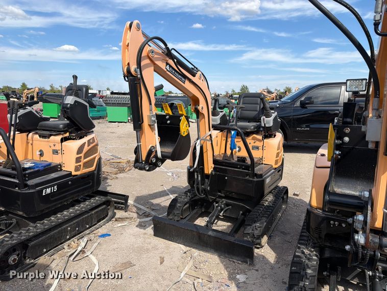 2024 Erie Industries EM15 mini excavator - EU1539