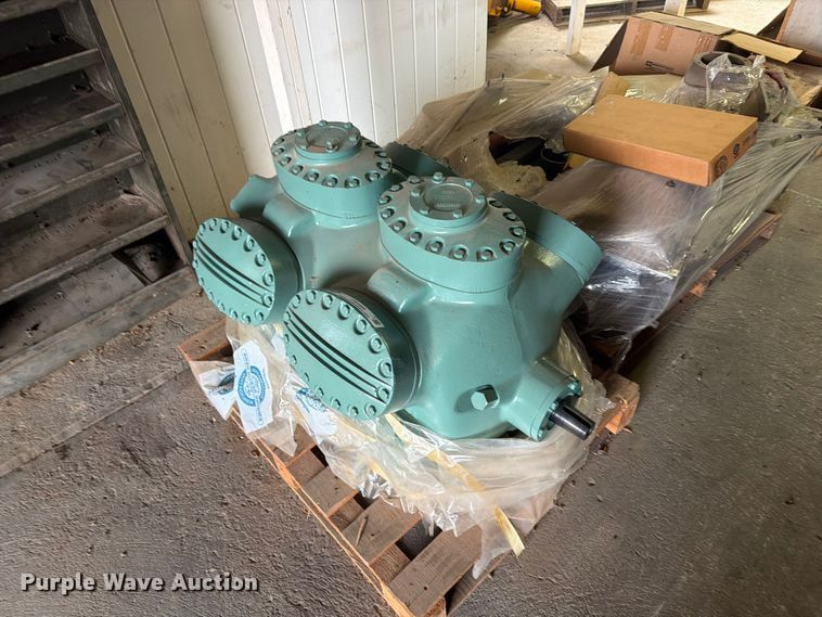 Carrier compressor motor - EW4369