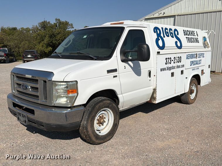 2009 Ford Econoline E350 van - EW8923