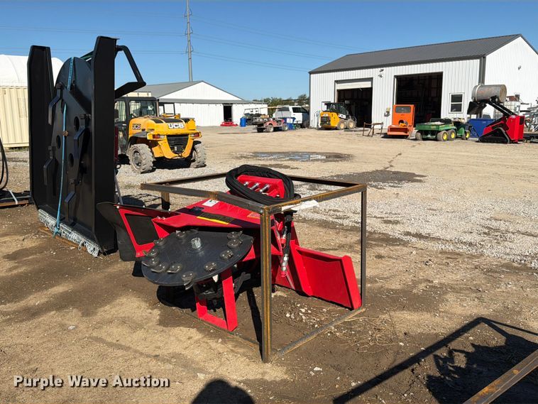 Raytree RTSG30 skid steer stump grinder - EX4360