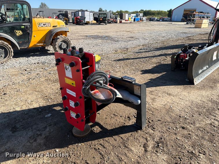 Raytree RMPP680 skid steer post pounder - EX4367