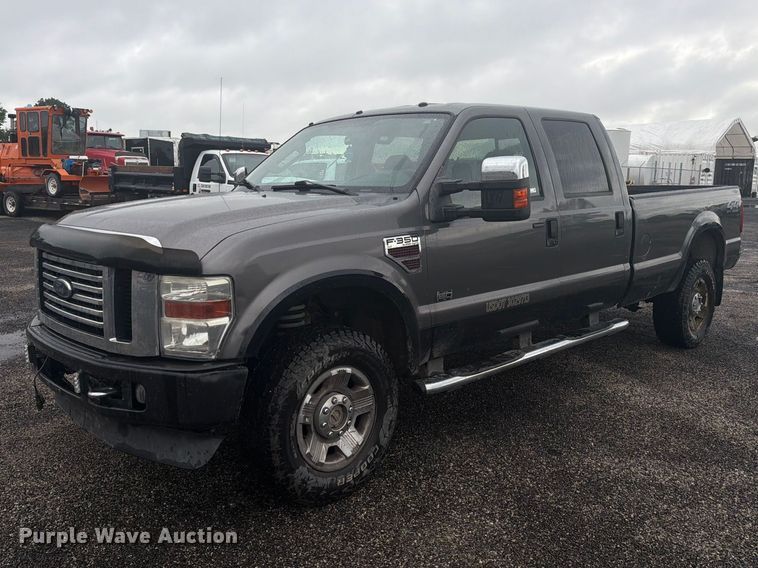 2008 Ford F350 Super Duty Crew Cab pickup truck - FC3340
