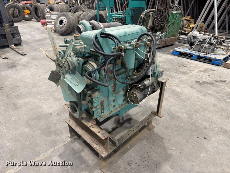 Detroit Diesel 4-53 engine - FC3349