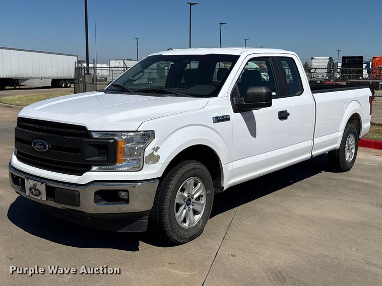 2018 Ford F150 Ext. Cab pickup truck - FC4262