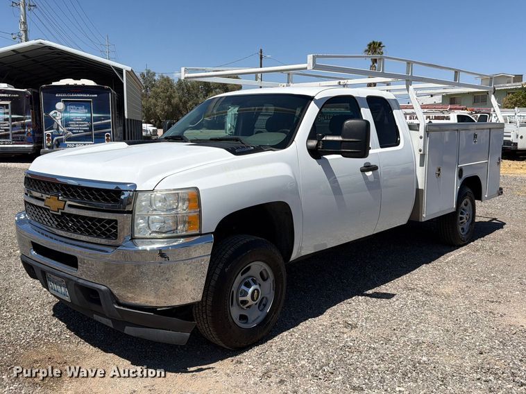 2012 Chevrolet Silverado 2500HD Ext. Cab utility bed pickup truck - FK4576
