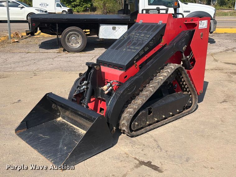 2024 Valley Pioneer SCL850 compact utility loader - FK5229